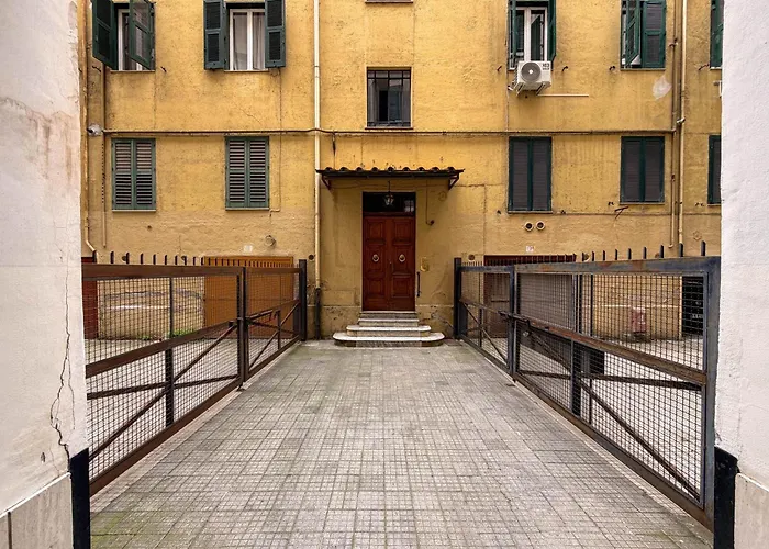 The Rent - Gracious Near Castel Sant'angelo Apartment Rome
