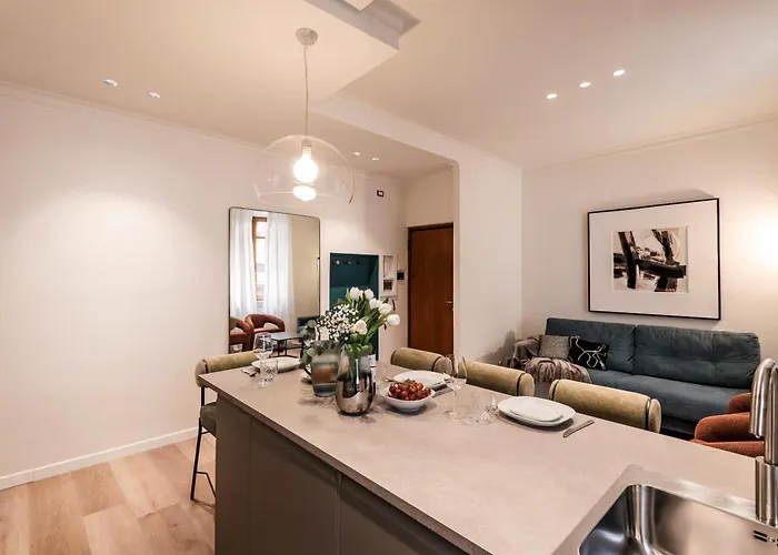 The Rent - Gracious Near Castel Sant'angelo Apartment
